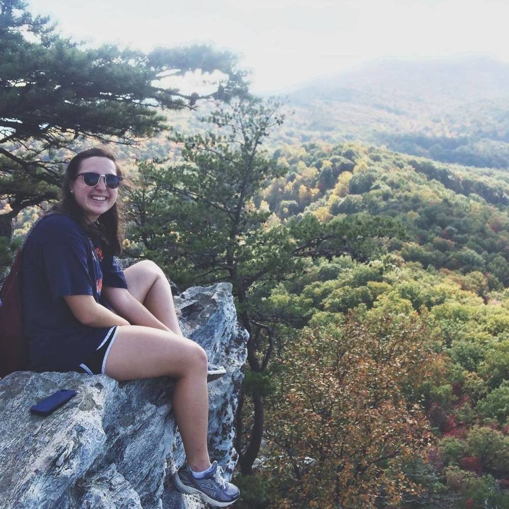 Meet your Posher, Olivia